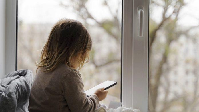 jos-jedna-evropska-zemlja-planira-da-zabrani-drustvene-mreze-deci-mladoj-od-16-godina