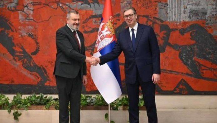 “pozeleo-sam-im-uspesan-mandat-u-srbiji”:-vucic-primio-akreditivna-pisma-novoimenovanih-ambasadora-ukrajine-i-indije