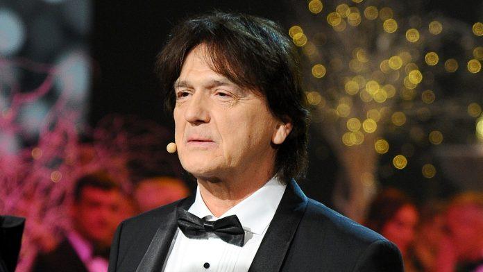 “potresno-je”-pevacica-o-bacenoj-bombi-na-colinu-kucu:-“nezamislivo-je-da-mu-neko-zeli-zlo”