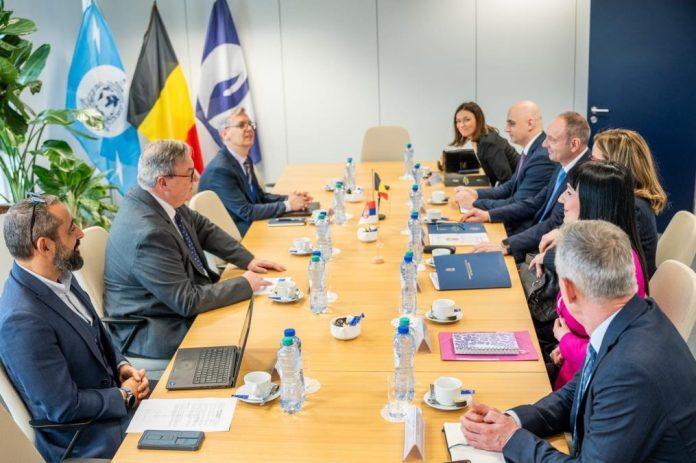 dragan-vasiljevic-u-poseti-belgiji,-jacanje-policijske-saradnje:-fokus-na-borbu-protiv-organizovanog-kriminala-i-readmisiju-lica