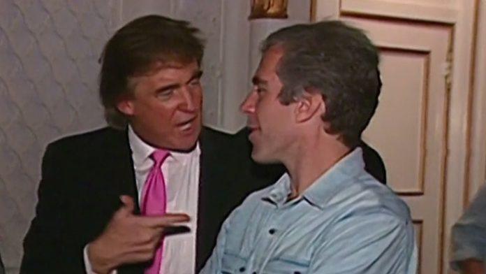 usred-afere-sa-epstajnom-tramp-progovorio-o-klintonovima-“zao-mi-je-sto-moraju-da-prolaze-kroz-ovo”