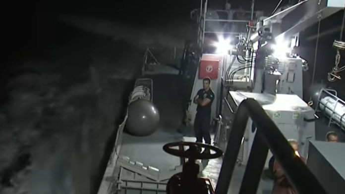 (video)-jeziva-tragedija-u-grckoj!-u-sudaru-broda-i-camca-15-mrtvih-i-desetine-povredenih,-medu-njima-i-deca