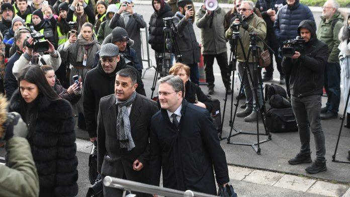 sudenje-ministru-kulture-nikoli-selakovicu:-sudija-ga-pitao-o-pozivanju-na-imunitet,-evo-sta-je-odgovorio-(video)