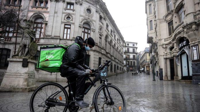 besplatna-zdravstvena-zastita,-plata-od-2.000-evra-i-brzo-dobijanje-drzavljanstva:-ovo-je-najlaksa-zemlja-u-evropi-za-radne-vize