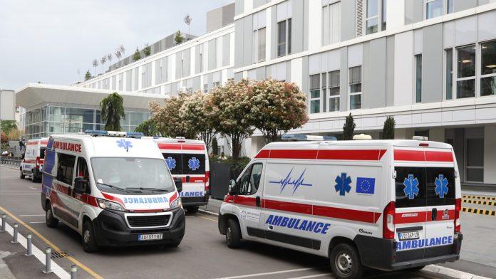 udes-prekinio-mirnu-noc-u-beogradu-motociklista-povreden,-lekari-intervenisali-na-licu-mesta,-hitna-pomoc-primila-103-poziva