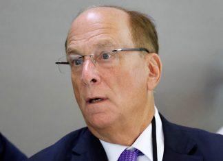 Zašto najbogatiji čovek u Aziji i direktor BlackRock žele da Indijci biraju akcije umesto zlata zasto-najbogatiji-covek-u-aziji-i-direktor-blackrock-zele-da-indijci-biraju-akcije-umesto-zlata