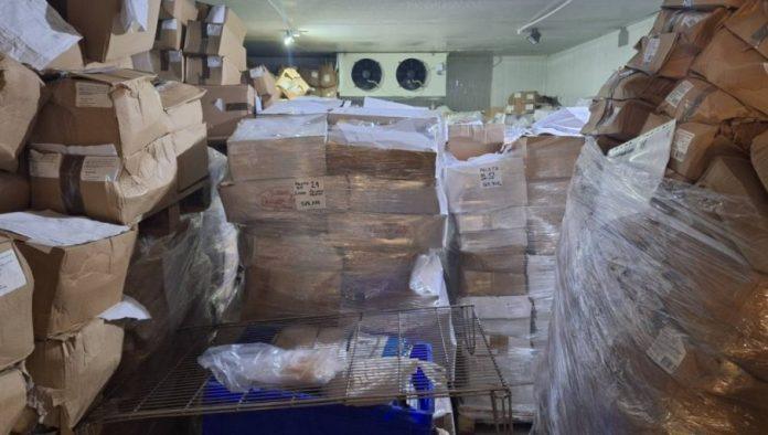 prepljavao-rok-upotrebe-na-10-tona-sira:-veterinarska-inspekcija-otkrila-u-mlekari-“kikinda”