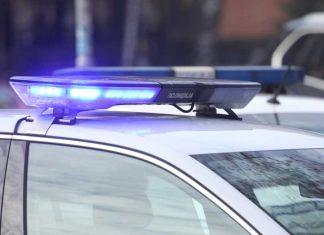 JOŠ JEDAN NAPAD NA SRPSKU POLICIJU U KOPNENOJ ZONI BEZBEDNOSTI: Stabla im presekla put, usledila je kiša metaka iz automatskog oružja – napadači pobegli na KiM jos-jedan-napad-na-srpsku-policiju-u-kopnenoj-zoni-bezbednosti:-stabla-im-presekla-put,-usledila-je-kisa-metaka-iz-automatskog-oruzja-–-napadaci-pobegli-na-kim