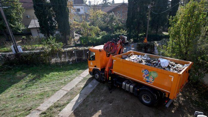 “cistoca”-danas-besplatno-odnosi-kabasti-otpad-ovog-vikenda:-evo-sta-ako-se-niste-prijavili-na-vreme