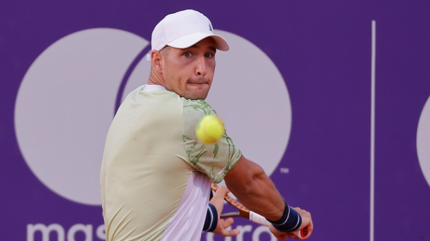 Бизарна-повреда-Лајовића-–-ударио-у-стаклена-врата,-неизвестан-за-наредни-меч-у-Чилеу