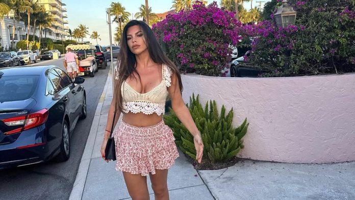 “unajmila-sam-obezbedenje,-na-meti-smo”-poznata-pevacica-u-strahu-nakon-kidnjapovanja-kolege-i-bombaskog-napada-na-colinu-kucu:-“imam-mnogo-toga-da-kazem”