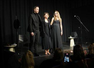 NISI SAMA: Emotivna priča o ozdravljenju zatvorila januarski repertoar u teatru humanosti nisi-sama:-emotivna-prica-o-ozdravljenju-zatvorila-januarski-repertoar-u-teatru-humanosti