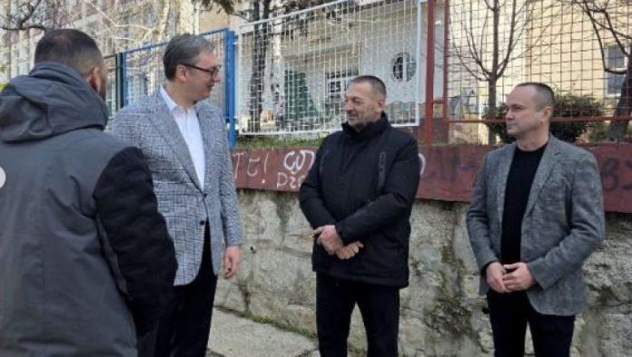 vucic-sa-ocevima-dece-koja-su-stradala-u-orasju-i-duboni:-koliko-sam-mogao-bio-sam-uz-njih,-a-njima-hvala-sto-su-uvek-i-svuda-sa-nama