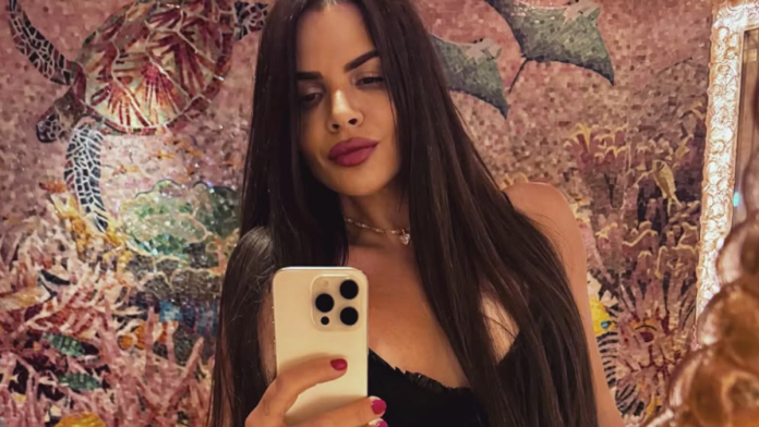 “ova-prica-je-mogla-da-ima-drugaciji-epilog”-pevacica-martina-vrbos-koja-saraduje-sa-danielom-kajmakoskim-se-oglasila-o-otmici:-“kuci-je,-sa-porodicom”-(video)