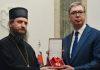 EPISKOP SERGIJE ODLIKOVAO VUČIĆA: Orden je pečat duhovnog zajedništva – molim vas da prenesete našem narodu da je Srbija uz njih (VIDEO) episkop-sergije-odlikovao-vucica:-orden-je-pecat-duhovnog-zajednistva-–-molim-vas-da-prenesete-nasem-narodu-da-je-srbija-uz-njih-(video)