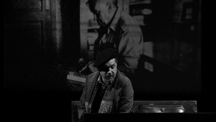 kad-copic-rasplace-sa-scene-–-devedeset-minuta-glumacke-bravure-nebojse-milovanovica