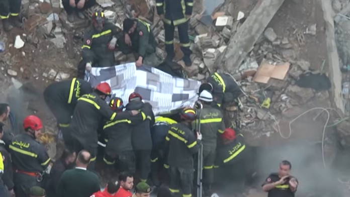 (video)-zgrade-popadale-kao-da-su-od-kartona-raste-broj-mrtvih,-totalni-haos-u-libanu:-ne-zna-se-da-li-ima-jos-zarobljenih