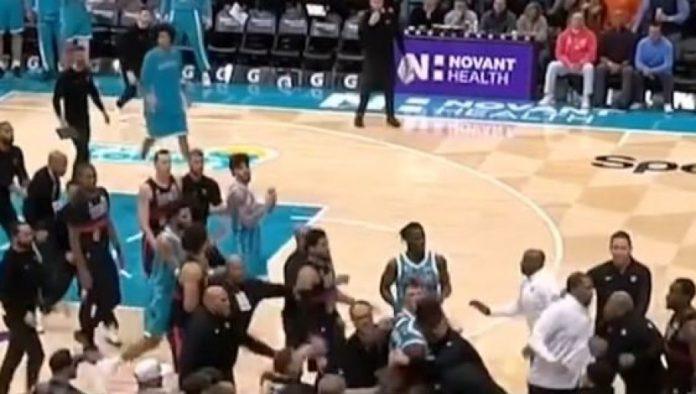 sevale-pesnice-na-parketu!-nevideni-skandal-–-haoticna-tuca-u-nba!