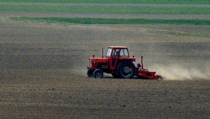 rekordan-uvoz-traktora-u-srbiji:-evo-odakle-najvise-kupujemo-i-zasto