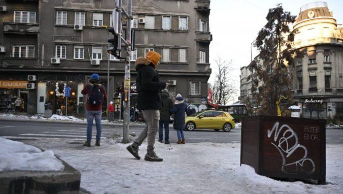 vozaci,-oprez:-sneg-okovao-ovaj-deo-srbije-–-hitno-se-oglasio-i-rhmz-(video)