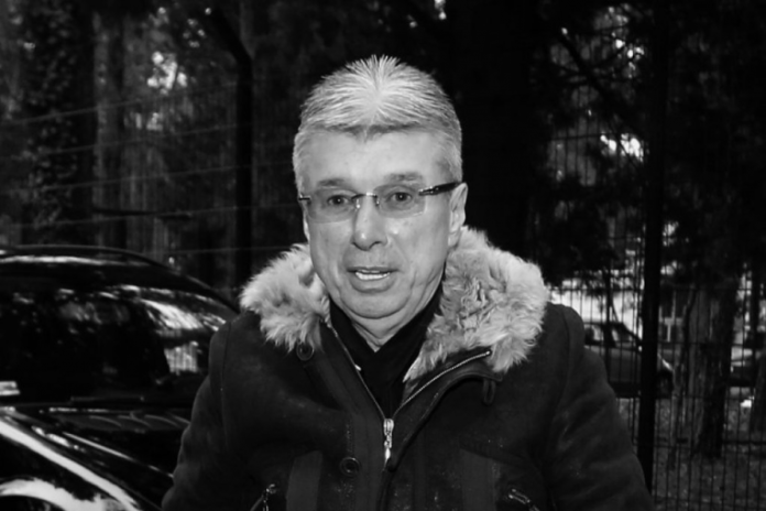 “sasa-popovic-mi-je-rekao-da-sam-p***rast”:-pevac-godinama-cutao-o-tajnom-razgovoru-s-pokojnim-direktorom-“granda”