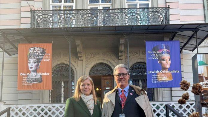 “to-je-savremeni-izazov”-delegacija-srbije-ucestvovala-na-konferenciji-oebs-a-posvecenoj-borbi-protiv-antisemitizma-(foto)