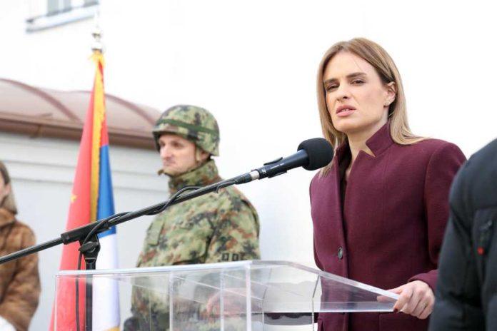 ministarka-durdevic-stamenkovski-u-manastiru-krusedol:-oslanjanje-na-sopstvenu-snagu-i-nacionalno-jedinstvo-–-najveca-zavetna-poruka-nasih-predaka-(foto)