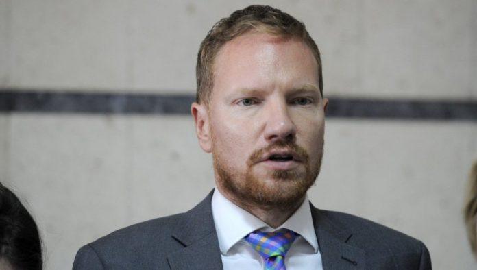 milan-antonijevic-ostro-osudio-istup-ponosevca:-upozorenje-poverenika-povodom-mizoginih-objava