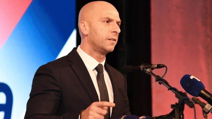 izabrani-potpredsednici-skupstine-u-pristini:-potpredsednik-iz-srpske-zajednice-slavko-simic