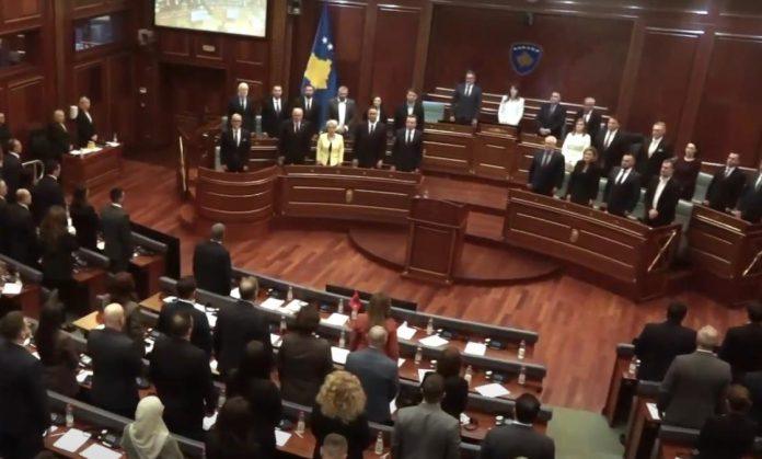 konstituisana-skupstina-u-pristini-hadziju-predsednik-skupstine,-slavko-simic-potpredsednik