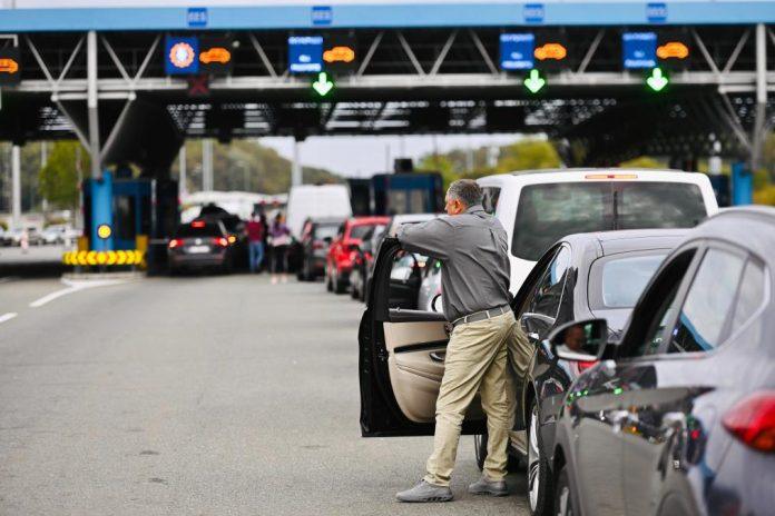 u-koju-traku-stati-na-granici,-a-da-ne-platite-kaznu-ili-da-vas-ne-vrate-na-zacelje-kolone:-srbi-u-dilemi-zbog-novog-ees-sistema