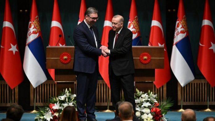 “hvala-vam,-predsednice-erdogane-sto-ste-uvek-zeleli-da-nas-saslusate”:-vucic-nakon-sastanka-u-turskoj-(foto)