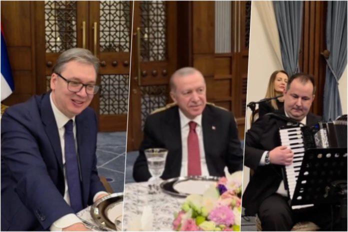 erdogan-ugostio-vucica-uz-“tamo-daleko”:-predsedniku-srbije-ukazano-ogromno-postovanje-u-ankari,-evo-kako-je-izgledala-svecana-vecera-(video)