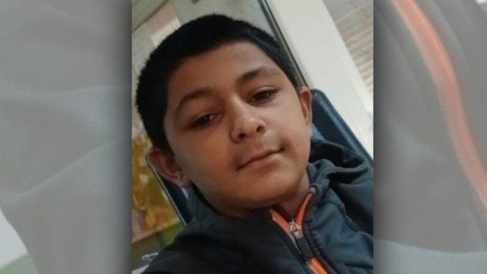 “mali-je,-strahujemo-za-njega”-nestao-decak-iz-gracanice,-njegova-porodica-moli-za-pomoc:-pre-3-dana-mu-se-izgubio-svaki-trag