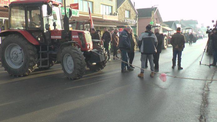 nastavlja-se-rat:-sada-i-blokaderi-jasno-kazu-da-je-ono-sto-poljoprivrednici-koji-blokiraju-puteve-traze-–-glupost