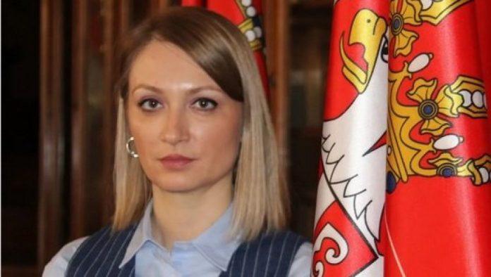 pilja-odgovorila-ds-povodm-napada-na-predsednika-vucica:-to-je-jedina-stranka-koja-je-svojim-delovanjem-unistila-i-drzavu-i-samu-sebe-(foto)