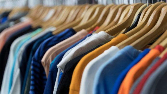 modna-industrija-na-udaru:-evo-sta-vise-ne-sme-da-se-radi-sa-neprodatom-garderobom