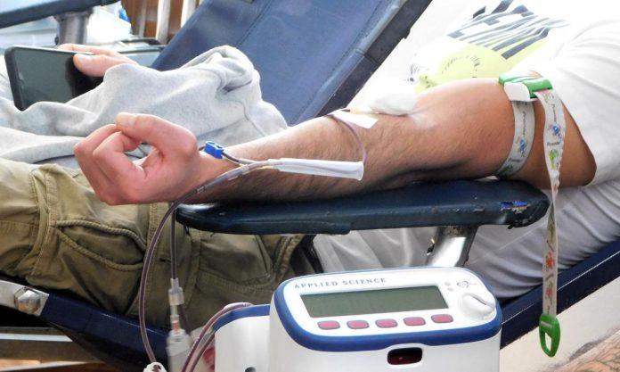 u-sest-akcija-vise-od-200-davanja:-dobrovoljno-davanje-krvi-u-loznici