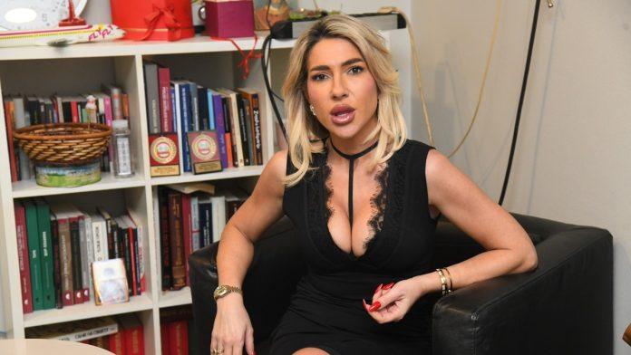 jovana-jeremic-pokazala-verenicki-prsten?-voditeljka-sve-iznenadila-objavom-na-mrezama,-komentari-ne-prestaju-da-se-nizu-(foto)