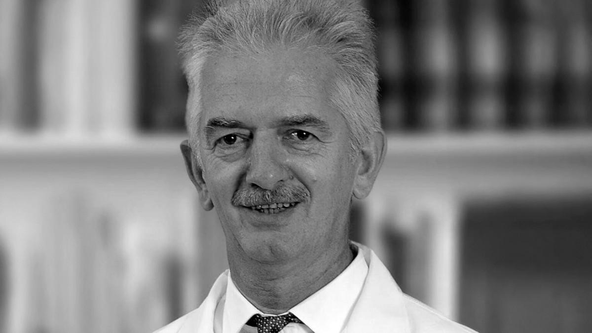 umro-cuveni-lekar-sa-vma-nedeljko-bjelica-izgubio-bitku-nakon-teske-bolesti:-evo-kada-i-gde-ce-biti-sahranjen umro-cuveni-lekar-sa-vma-nedeljko-bjelica-izgubio-bitku-nakon-teske-bolesti:-evo-kada-i-gde-ce-biti-sahranjen