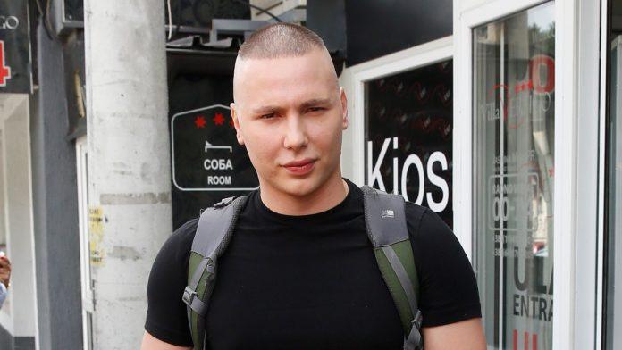 vazio-je-za-pravog-frajera,-a-sad-nosi-perike-bivsi-rijaliti-ucesnik-objavio-video,-ljudi-gledaju-i-ne-veruju:-“sad-je-prava-zena”-(foto)