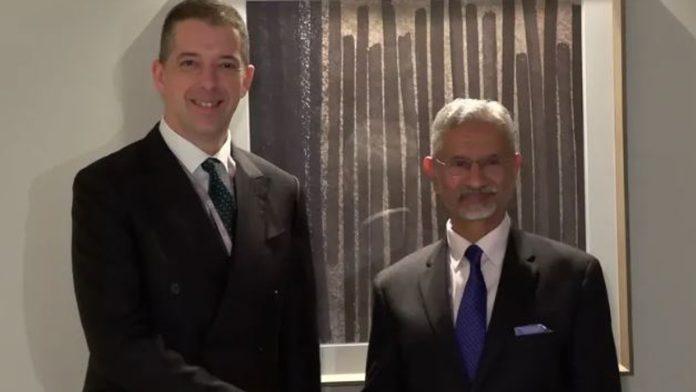 “pravi-dokaz-prijateljstva”-duric-se-sastao-sa-sefom-diplomatije-indije:-zahvalio-sam-se-na-doslednoj-podrsci-srbiji