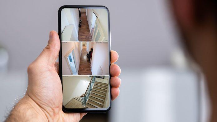 ako-kod-kuce-imate-uredaj-sa-kamerom,-odmah-ga-vratite-na-fabricka-podesavanja