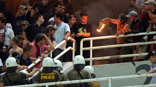 Спречен-сукоб-навијача-Торциде-и-Ултраса-на-ауто-путу Спречен-сукоб-навијача-Торциде-и-Ултраса-на-ауто-путу