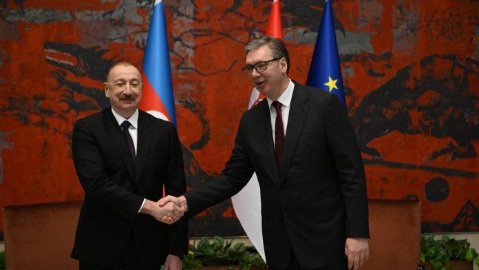 vucic:-uskoro-otvaramo-direktan-let-izmedu-beograda-i-bakua