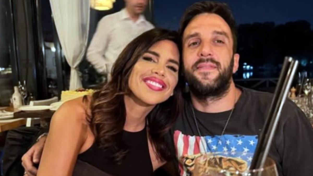 “doziveli-smo-ogroman-stres”-prvo-oglasavanje-kaje-ostojic-nakon-sto-je-njen-muz-imao-udes-na-zlatiboru:-“nisam-bila-u-vozilu” “doziveli-smo-ogroman-stres”-prvo-oglasavanje-kaje-ostojic-nakon-sto-je-njen-muz-imao-udes-na-zlatiboru:-“nisam-bila-u-vozilu”