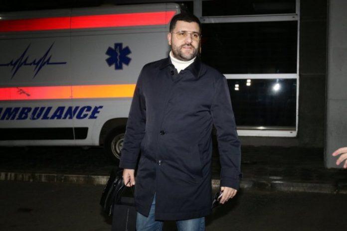 tragedija-u-porodici-vojvodic!-pevac-skrhan-bolom,-emotivnim-recima-se-oprostio-od-oca