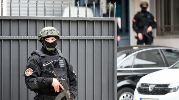 Ухапшена-бивша-црногорска-министарка-просвете,-осумњичена-за-злоупотребу-службеног-положаја Ухапшена-бивша-црногорска-министарка-просвете,-осумњичена-за-злоупотребу-службеног-положаја