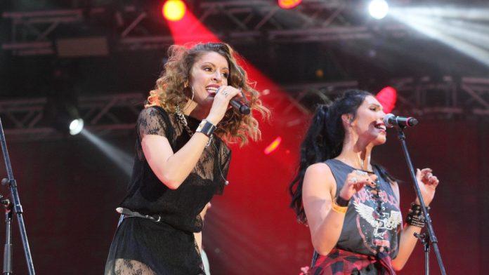 porodila-se-jelena-iz-nevernih-beba-ponosni-roditelji-sinu-dali-ime-koje-znaci-“bozanstvo”