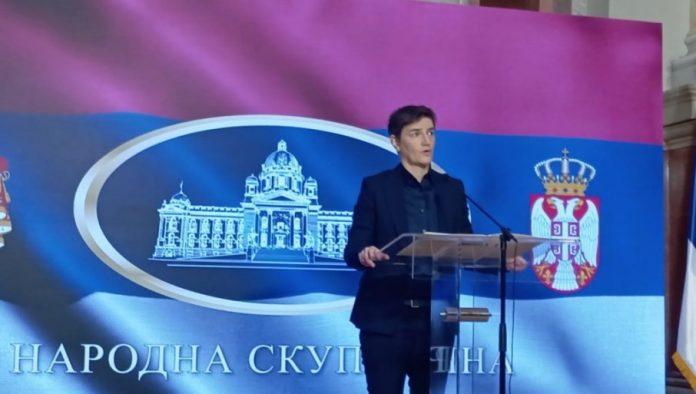 “ovo-je-crvena-linija-”-brnabic:-scene-koje-smo-videli-u-novom-sadu-ova-zemlja-nije-videla-od-1945.-(video)